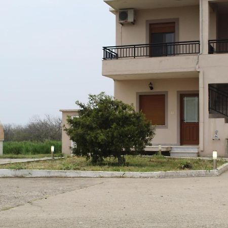Vakis Apartments Romanon Dış mekan fotoğraf