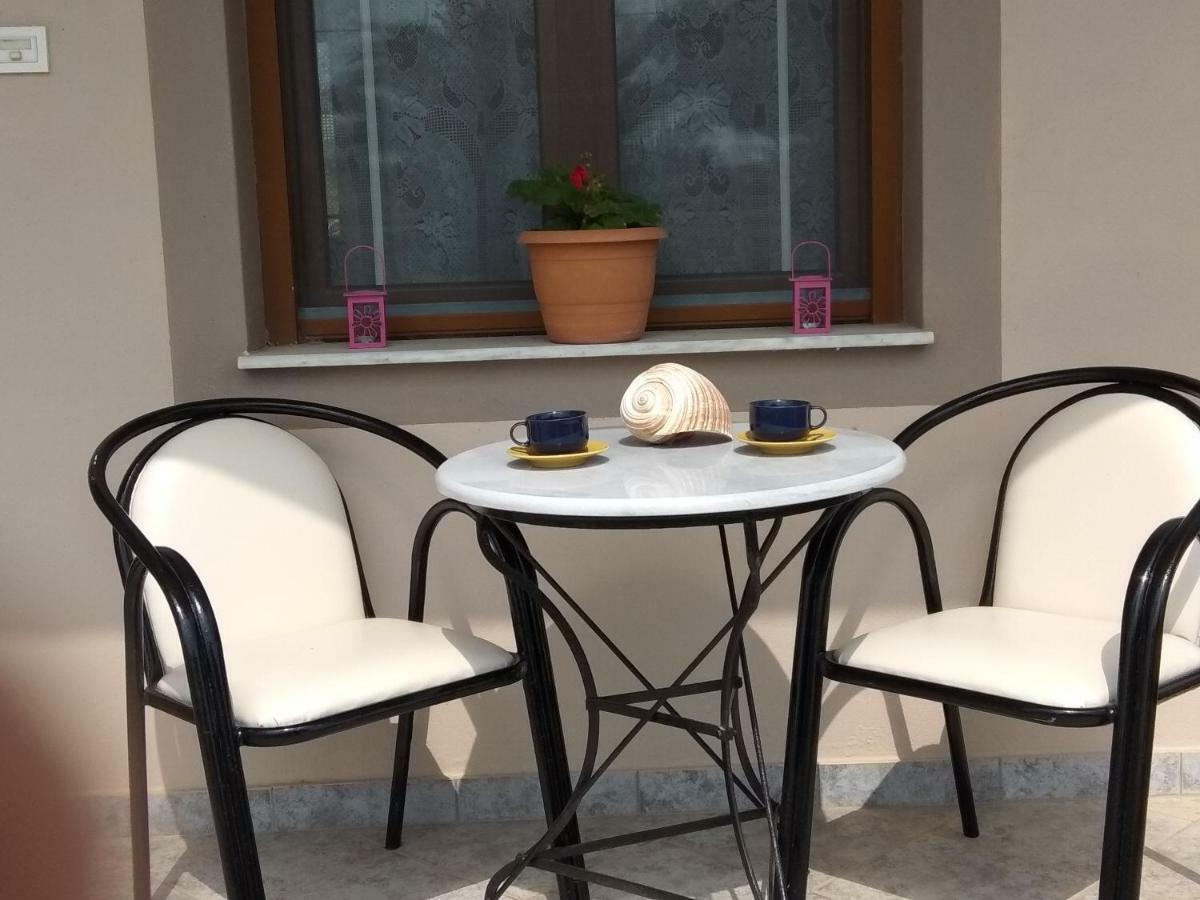 Vakis Apartments Romanon Dış mekan fotoğraf