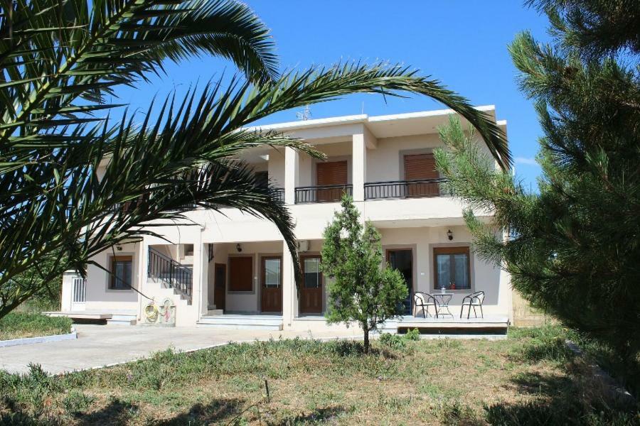 Vakis Apartments Romanon Dış mekan fotoğraf