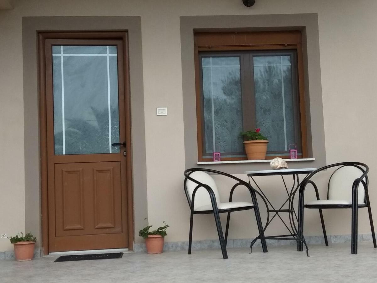Vakis Apartments Romanon Dış mekan fotoğraf